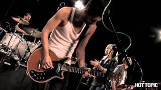 Hot Sessions: The Sounds &quot;Painted By Numbers&quot;