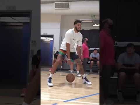 Jayson Tatum is 6-8 doing this 👏