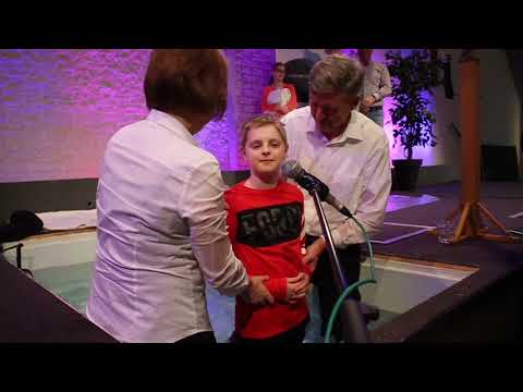 Doopdienst - 3 Maart 2019 -Slomo samenvatting  Kerk van de Nazarener Zaanstad
