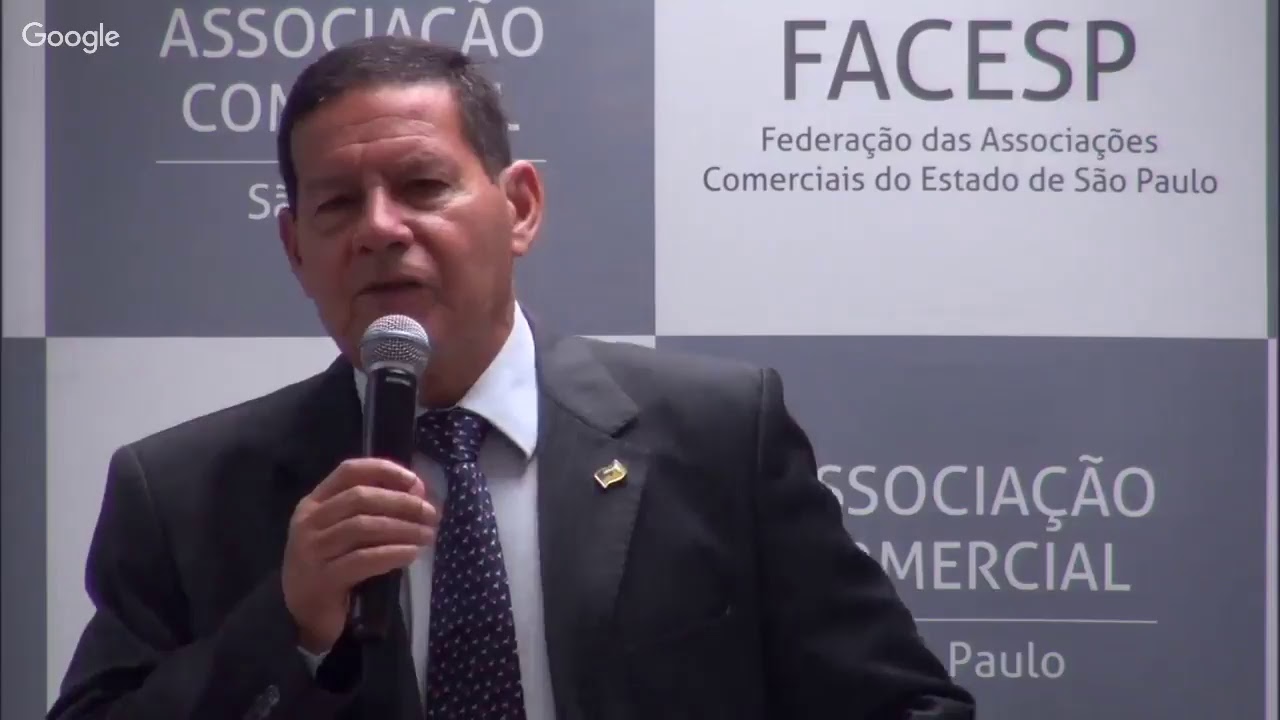 General Hamilton Mourão, vice na chapa de Jair Bolsonaro, em palestra na ACSP