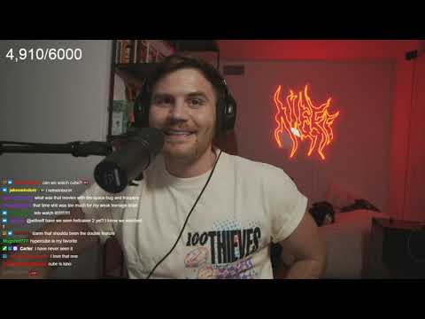 2/4 WillNeff 24/10/2021 - Reacting to PARAGRAPHIC; Horror Movie Night "Elvira: Mistress of the Dark"