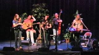 Lovell Sisters debut performance of "Paulita Maxwell"; also "The Subway Song"