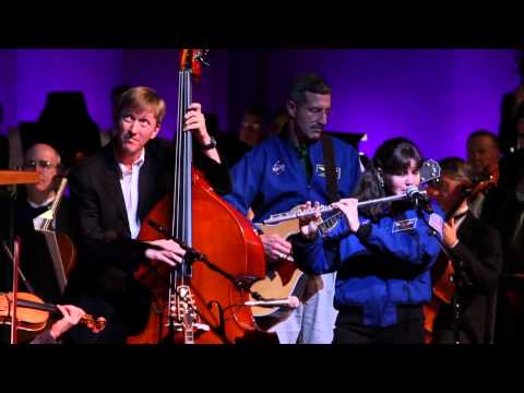The Chieftains feat. Cmdr. Chris Hadfield - Moondance (Live)