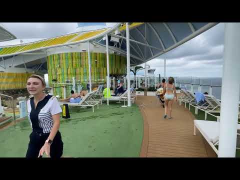 Icon of the Seas: Smoking Area & Cloud 17 Neighborhood Walkthrough