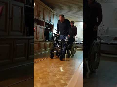 22.12.2017 Gehen, 4 Meter mit zwei mal hinsetzen; 4:41 Min.