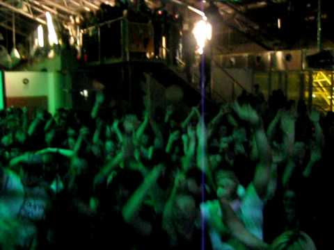 Tomb Crew playing Riot Kid - Speakeasy @ FAKE x POW party in Poland