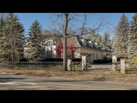 1009 Lakeshore Road East, Oakville