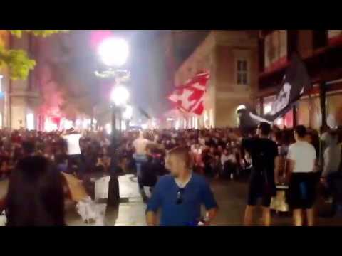 Nek' grmi jako, Zvezda sampion!