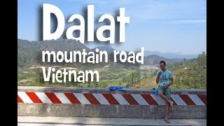 preview picture of video 'Road to Dalat, Vietnam'