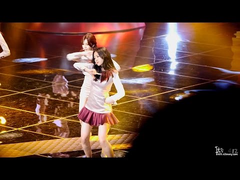 141121 대종상 영화제 축하무대 에이핑크 손나은 LUV 직캠 By.6412