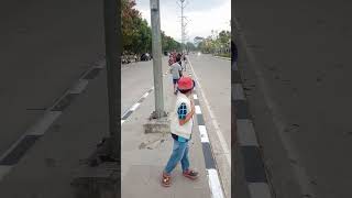 Download lagu Suasana sore hari di depan stadion GBLA mp3 Download lagu Suasana sore hari di depan stadion GBLA mp3