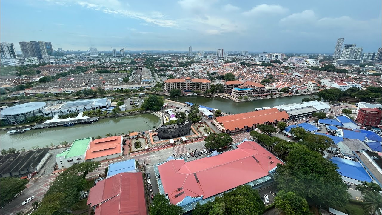 Embark on a thrilling virtual tour of Menara Taming Sari.