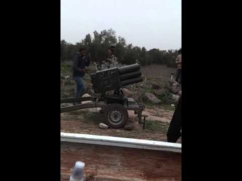 استهداف مقرات النظام في تل عشترة في ريف درعا براجمة الصواريخ من قبل لواء أحفاد ابن الوليد