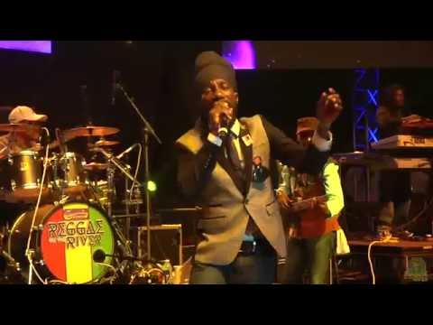 Sizzla Kalonji performing live at Reggae on the River 2016