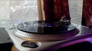 Darlene Love - (It's A) Marshmallow World (Phil Spector).