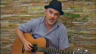 Acoustic Fingerstyle Guitar Studio: Louis Collins