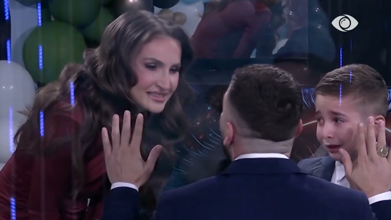 Kelly shikon momentet e tij më të bukura brenda shtëpisë së Big Brother