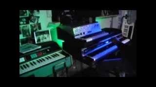 Video thumbnail for FENDER RHODES PIANO BASS + RHODES MARK 2 STAGE E-PIANO 1981 - DOORS JAM by Keyton by VogtThomas