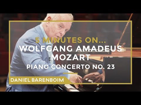 5 Minutes On... Mozart - Piano Concerto No. 23 | Daniel Barenboim [subtitulado]