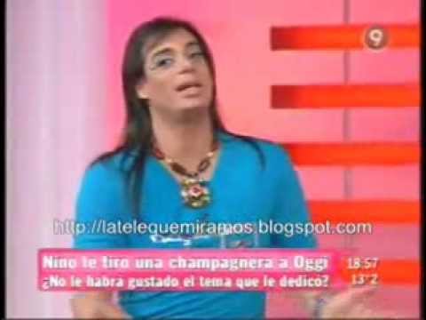 Oggi Junco  Pero bien que la platita en el verano se la llevó y se colgó de acá entendés