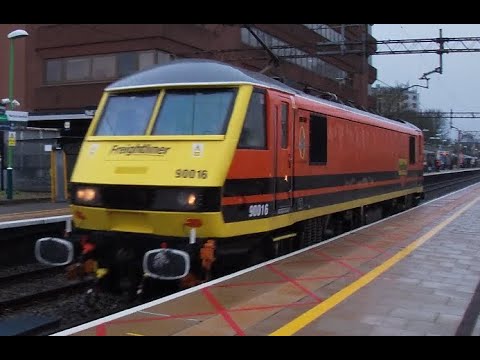 Freightliner 90016 running light