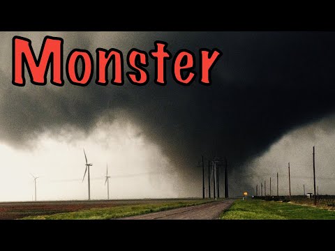 Watch This Tornado Become a Beast (In Real Time)