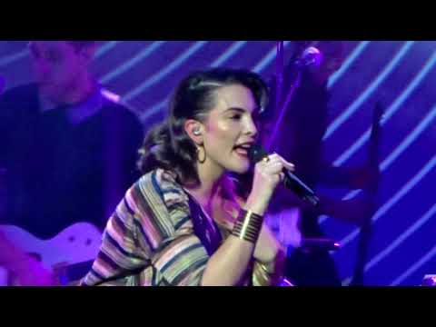Caro Emerald - You Don't Love Me Live 2017 HD
