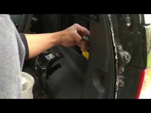 How to install 3rd Row Seats Mercedes ML320 Part 5/31