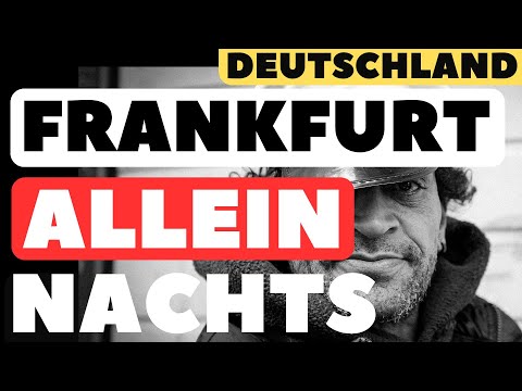 Ich laufe allein durch das Bahnhofsviertel in Frankfurt