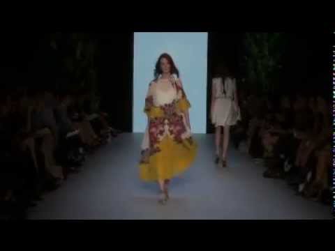 ALICE MCCALL- SPRING SUMMER 2011/12 COLLECTION AT AUSTRALIAN FASHION WEEK IN SYDNEY