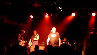 02 Angelic Upstarts - Never Ad Nothin (The Garage 18-09-2010)