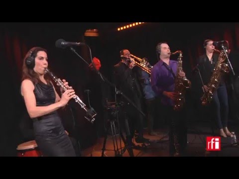 CUMBIA YA ! canta DESPIERTA ELI