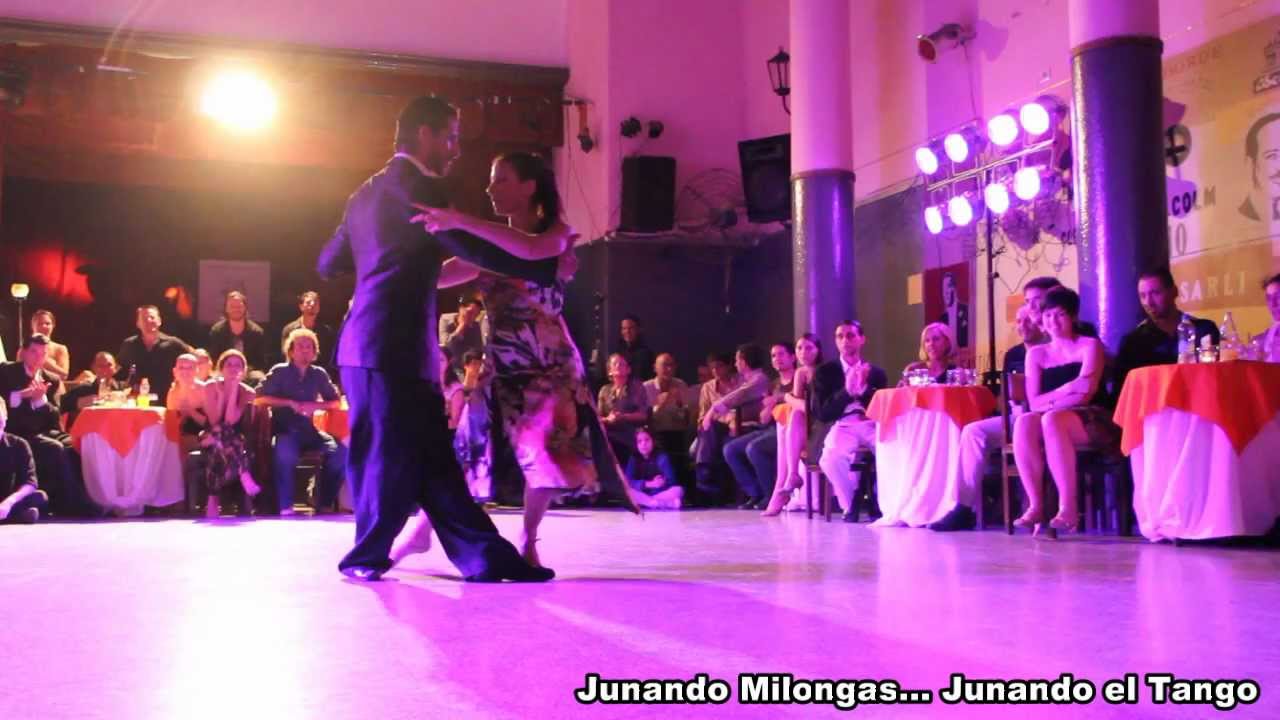 CHRISTIAN MARQUEZ Y VIRGINIA GOMEZ LOS TOTIS EN FRUTO DULCE 02