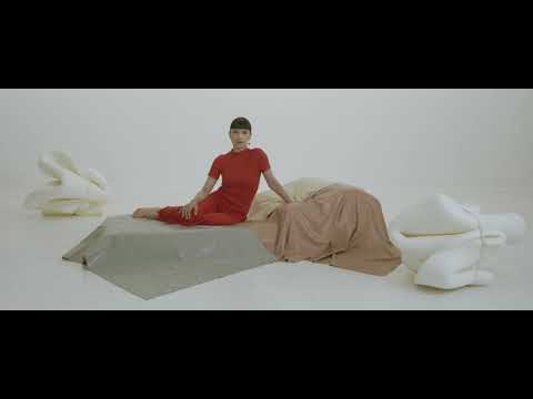 Dorine Levy - Haz Music Video