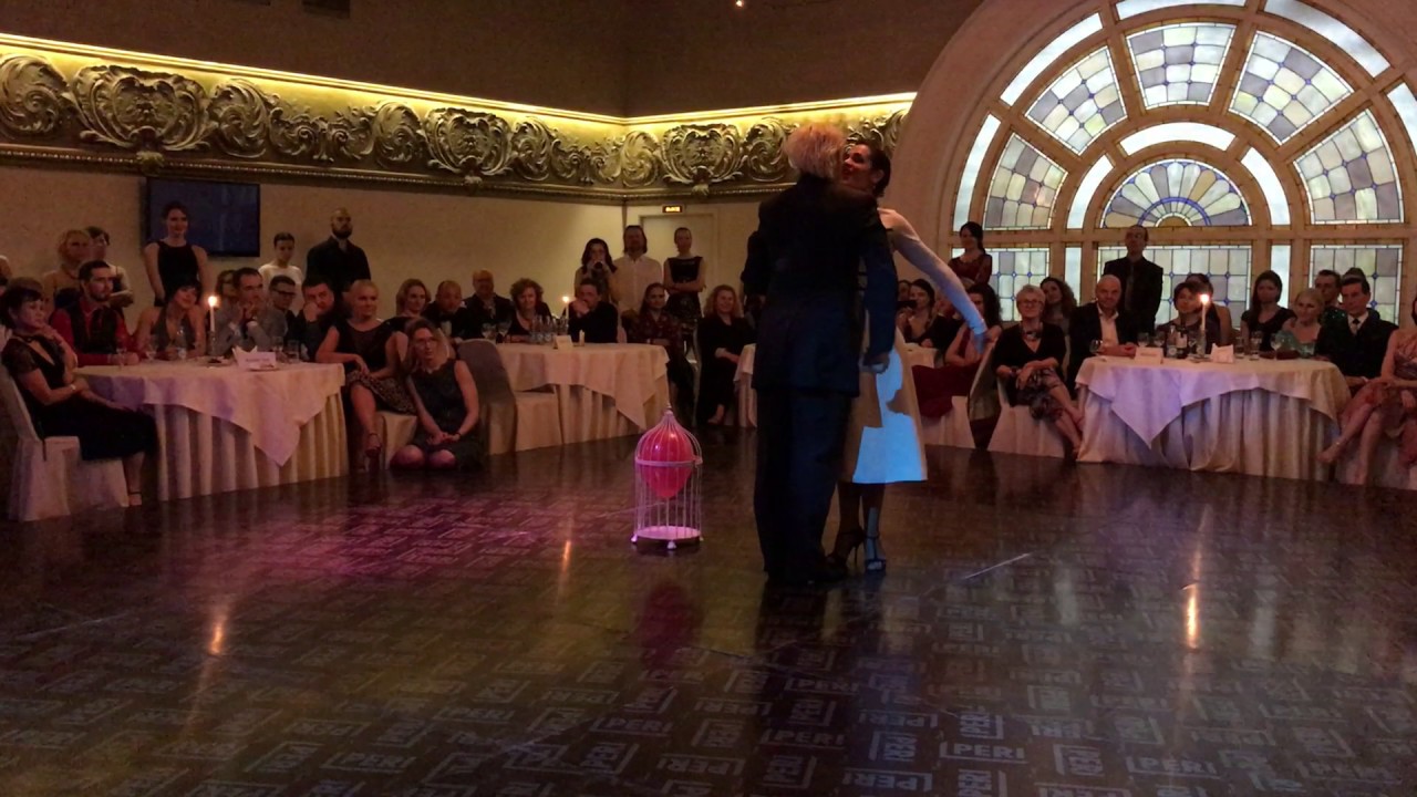 Hugo Mastrolorenzo & Agustina Vignau