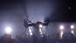 "Épouser la nuit", extrait Malik Djoudi au Trianon le 20 novembre 2019