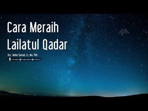 <p>Cara Meraih Lailatul Qadar - Ust. Abdul Somad, Lc. Ma. PhD<br />
Cara Meraih Lailatul Qadar - Ust. Abdul Somad, Lc. Ma. PhD</p>
<p>Pada bulan Ramadhan, salah satu yang ditunggu-tunggu oleh umat muslim di seluruh dunia adalah kedatangan malam lailatul qadar. Pada malam ini, dikatakan bahwa memiliki kebaikan setara dengan seribu bulan.</p>
<p>“Sesungguhnya Kami telah menurunkannya (Al-Quran) pada malam kemuliaan. Dan tahukah kamu apakah malam kemuliaan itu? Malam kemuliaan itu lebih baik dari seribu bulan. Pada malam itu turun malaikat-malaikat dan malaikat Jibril dengan izin Tuhannya untuk mengatur segala urusan. Malam itu (penuh) kesejahteraan sampai terbit fajar.” (Q.S. Al-Qadr: 1-5).</p>
<p>Meskipun malam lailatul qadar ini tidak diketahui kapan datangnya, namun umat Islam sudah bisa menanti sejak 10 hari terakhir di bulan Ramadhan.</p>
<p>“Rasulullah bersabda: “Carilah malam lailatul qadar di malam ganjil dari sepuluh terakhir bulan Ramadhan.” (HR. Imam Bukhari).</p>
<p>Pada malam tersebut, terdapat banyak keutamaan bagi umat muslim. Berikut ini, kami rangkum dari beberapa sumber, keutamaan malam lailatul qadar.</p>
<p>1. Malam diturunkannya Al-Quran<br />
Keutamaan malam lailatul qadar yang pertama adalah malam tersebut merupakan malam diturunkannya Al-Qur’an. Sesuai dengan firman Allah SWT di surat Al-Baqarah dan Al-Qadr.</p>
<p>“Bulan Ramadhan, bulan yang di dalamnya diturunkan Al-Quran…” (Q.S Al-Baqarah: 185)<br />
“Sesungguhnya Kami telah menurunkannya (al-Quran) pada malam kemuliaan” (Q.S Al Qadr: 1)</p>
<p>2. Lebih Baik dari Seribu Bulan<br />
eutamaan malam lailatul qadar yang kedua adalah malam tersebut lebih baik dari pada seribu bulan. Allah SWT berfirman,<br />
“Tahukah kamu apa itu lailatul qadar? Lailatul qadar lebih baik daripada seribu bulan.” (Q.S Al-Qadr:2–3)<br />
Banyak ulama berpendapat bahwa ibadah dan amalan baik yang dilakukan di malam lailatul qadar, akan dibalas dengan pahala yang sangat besar.</p>
<p>3. Malam Keberkahan<br />
eutamaan malam lailatul qadar yang ketiga yaitu malam tersebut dipenuhi dengan berkah. Allah SWT berfirman,</p>
<p>“Sesungguhnya Kami menurunkannya pada suatu malam yang diberkahi dan sesungguhnya Kami-lah yang memberi peringatan. Pada malam itu dijelaskan segala urusan yang penuh hikmah, (yaitu) urusan yang besar dari sisi Kami. Sesungguhnya Kami adalah Yang mengutus rasul-rasul.” (Q.S Al-Dukhan: 3-5)</p>
<p>4. Malam Penuh Kesejahteraan<br />
Keutamaan malam lailatul qadar yang keempat yaitu malam lailatul qadar adalah malam yang penuh kesejahteraan.</p>
<p>Selain penuh dengan keberkahan, malam lailatul qadar juga dipenuhi dengan kesejahteraan dan kedamaian. Allah SWT telah berfirman dalam surat Al-Qadr,<br />
“Malam itu (penuh) kesejahteraan sampai terbit fajar.” (Q.S Al-Qadr: 5)</p>
<p>5. Para Malaikat Turun ke Bumi<br />
Keutamaan malam lailatul qadar yang kelima adalah pada malam tersebut, para malaikat akan berbondong-bondong turun ke bumi. Maka pada malam tersebut dianjurkan bagi umat muslim untuk banyak berdoa. Allah SWT berfirman:</p>
<p>“Pada malam itu turun malaikat-malaikat dan malaikat Jibril dengan izin Tuhannya untuk mengatur segala urusan.” (Q.S Al-Qadr: 4)</p>
<p>6. Malam Penuh Ampunan<br />
Keutamaan malam lailatul qadar yang keenam yaitu pada malam itu, dosa umat muslim akan diampuni. Pada malam lailatul qadar, Allah SWT membuka lebar-lebar pintu ampunan bagi siapa saja yang meminta ampun kepada-Nya.</p>
<p>Seperti yang diriwayatkan oleh Abu Hurairah, Rasulullah bersabda,<br />
“Barangsiapa menegakkan shalat pada malam Lailatul Qadr atas dorongan iman dan mengharap balasan (dari Allah), diampunilah dosa-dosanya yang telah lalu.” (HR. Bukhari, An Nasa’i, dan Ahmad).</p>
<p>7. Malam Penuh Kebaikan<br />
Keutamaan malam lailatul qadar yang ketujuh adalah malam lailatul qadar merupakan malam yang penuh kebaikan. Pada malam tersebut dianjurkan bagi umat muslimin mengerjakan ibadah dan amalan baik dengan ikhlas dan bersungguh-sungguh.</p>
<p>Namun bagi mereka yang mengabaikan malam tersebut maka akan menjadi orang-orang yang merugi, karena mereka melewatkan kesempatan untuk mendapatkan banyak pahala dan keutamaan, yang bahkan setara dengan seribu bulan. Rasulullah bersabda,</p>
<p>“Sesungguhnya bulan Ramadhan ini telah menghampiri kalian. Dan di dalamnya terdapat malam yang lebih baik dari seribu bulan. Barangsiapa yang terhalang dari menjumpainya, maka sungguh dia telah terhalang dari seluruh kebaikan. Dan tidaklah terhalang dari menjumpainya kecuali orang-orang yang merugi.” (HR. Ibnu Majah).</p>
<p>tag : meraih lailatul qadar di rumah<br />
meraih lailatul qadar brainly<br />
meraih lailatul qadar bagi wanita haid<br />
meraih lailatul qadar harus di masjid<br />
cara meraih lailatul qadar<br />
meraih malam lailatul qadar<br />
cara meraih lailatul qadar bagi wanita haid<br />
kiat meraih lailatul qadar<br />
amalan meraih lailatul qadar<br />
amalan untuk meraih lailatul qadar<br />
ceramah meraih lailatul qadar<br />
cara meraih malam lailatul qadar<br />
doa meraih lailatul qadar<br />
khutbah jumat meraih lailatul qadar<br />
meraih keutamaan malam lailatul qadar<br />
tips meraih malam lailatul qadar<br />
mengejar lailatul qadar</p>
<p>#meraihilatulqadar #dakwahfissabilillah</p>
<p>Cara Meraih Lailatul Qadar - Ust. Abdul Somad, Lc. Ma. PhD<br />
Cara Meraih Lailatul Qadar - Ust. Abdul Somad, Lc. Ma. PhD</p>
<p>Pada bulan Ramadhan, salah satu yang ditunggu-tunggu oleh umat muslim di seluruh dunia adalah kedatangan malam lailatul qadar. Pada malam ini, dikatakan bahwa memiliki kebaikan setara dengan seribu bulan.</p>
<p>“Sesungguhnya Kami telah menurunkannya (Al-Quran) pada malam kemuliaan. Dan tahukah kamu apakah malam kemuliaan itu? Malam kemuliaan itu lebih baik dari seribu bulan. Pada malam itu turun malaikat-malaikat dan malaikat Jibril dengan izin Tuhannya untuk mengatur segala urusan. Malam itu (penuh) kesejahteraan sampai terbit fajar.” (Q.S. Al-Qadr: 1-5).</p>
<p>Meskipun malam lailatul qadar ini tidak diketahui kapan datangnya, namun umat Islam sudah bisa menanti sejak 10 hari terakhir di bulan Ramadhan.</p>
<p>“Rasulullah bersabda: “Carilah malam lailatul qadar di malam ganjil dari sepuluh terakhir bulan Ramadhan.” (HR. Imam Bukhari).</p>
<p>Pada malam tersebut, terdapat banyak keutamaan bagi umat muslim. Berikut ini, kami rangkum dari beberapa sumber, keutamaan malam lailatul qadar.</p>
<p>1. Malam diturunkannya Al-Quran<br />
Keutamaan malam lailatul qadar yang pertama adalah malam tersebut merupakan malam diturunkannya Al-Qur’an. Sesuai dengan firman Allah SWT di surat Al-Baqarah dan Al-Qadr.</p>
<p>“Bulan Ramadhan, bulan yang di dalamnya diturunkan Al-Quran…” (Q.S Al-Baqarah: 185)<br />
“Sesungguhnya Kami telah menurunkannya (al-Quran) pada malam kemuliaan” (Q.S Al Qadr: 1)</p>
<p>2. Lebih Baik dari Seribu Bulan<br />
eutamaan malam lailatul qadar yang kedua adalah malam tersebut lebih baik dari pada seribu bulan. Allah SWT berfirman,<br />
“Tahukah kamu apa itu lailatul qadar? Lailatul qadar lebih baik daripada seribu bulan.” (Q.S Al-Qadr:2–3)<br />
Banyak ulama berpendapat bahwa ibadah dan amalan baik yang dilakukan di malam lailatul qadar, akan dibalas dengan pahala yang sangat besar.</p>
<p>3. Malam Keberkahan<br />
eutamaan malam lailatul qadar yang ketiga yaitu malam tersebut dipenuhi dengan berkah. Allah SWT berfirman,</p>
<p>“Sesungguhnya Kami menurunkannya pada suatu malam yang diberkahi dan sesungguhnya Kami-lah yang memberi peringatan. Pada malam itu dijelaskan segala urusan yang penuh hikmah, (yaitu) urusan yang besar dari sisi Kami. Sesungguhnya Kami adalah Yang mengutus rasul-rasul.” (Q.S Al-Dukhan: 3-5)</p>
<p>4. Malam Penuh Kesejahteraan<br />
Keutamaan malam lailatul qadar yang keempat yaitu malam lailatul qadar adalah malam yang penuh kesejahteraan.</p>
<p>Selain penuh dengan keberkahan, malam lailatul qadar juga dipenuhi dengan kesejahteraan dan kedamaian. Allah SWT telah berfirman dalam surat Al-Qadr,<br />
“Malam itu (penuh) kesejahteraan sampai terbit fajar.” (Q.S Al-Qadr: 5)</p>
<p>5. Para Malaikat Turun ke Bumi<br />
Keutamaan malam lailatul qadar yang kelima adalah pada malam tersebut, para malaikat akan berbondong-bondong turun ke bumi. Maka pada malam tersebut dianjurkan bagi umat muslim untuk banyak berdoa. Allah SWT berfirman:</p>
<p>“Pada malam itu turun malaikat-malaikat dan malaikat Jibril dengan izin Tuhannya untuk mengatur segala urusan.” (Q.S Al-Qadr: 4)</p>
<p>6. Malam Penuh Ampunan<br />
Keutamaan malam lailatul qadar yang keenam yaitu pada malam itu, dosa umat muslim akan diampuni. Pada malam lailatul qadar, Allah SWT membuka lebar-lebar pintu ampunan bagi siapa saja yang meminta ampun kepada-Nya.</p>
<p>Seperti yang diriwayatkan oleh Abu Hurairah, Rasulullah bersabda,<br />
“Barangsiapa menegakkan shalat pada malam Lailatul Qadr atas dorongan iman dan mengharap balasan (dari Allah), diampunilah dosa-dosanya yang telah lalu.” (HR. Bukhari, An Nasa’i, dan Ahmad).</p>
<p>7. Malam Penuh Kebaikan<br />
Keutamaan malam lailatul qadar yang ketujuh adalah malam lailatul qadar merupakan malam yang penuh kebaikan. Pada malam tersebut dianjurkan bagi umat muslimin mengerjakan ibadah dan amalan baik dengan ikhlas dan bersungguh-sungguh.</p>
<p>Namun bagi mereka yang mengabaikan malam tersebut maka akan menjadi orang-orang yang merugi, karena mereka melewatkan kesempatan untuk mendapatkan banyak pahala dan keutamaan, yang bahkan setara dengan seribu bulan. Rasulullah bersabda,</p>
<p>“Sesungguhnya bulan Ramadhan ini telah menghampiri kalian. Dan di dalamnya terdapat malam yang lebih baik dari seribu bulan. Barangsiapa yang terhalang dari menjumpainya, maka sungguh dia telah terhalang dari seluruh kebaikan. Dan tidaklah terhalang dari menjumpainya kecuali orang-orang yang merugi.” (HR. Ibnu Majah).</p>
<p>tag : meraih lailatul qadar di rumah<br />
meraih lailatul qadar brainly<br />
meraih lailatul qadar bagi wanita haid<br />
meraih lailatul qadar harus di masjid<br />
cara meraih lailatul qadar<br />
meraih malam lailatul qadar<br />
cara meraih lailatul qadar bagi wanita haid<br />
kiat meraih lailatul qadar<br />
amalan meraih lailatul qadar<br />
amalan untuk meraih lailatul qadar<br />
ceramah meraih lailatul qadar<br />
cara meraih malam lailatul qadar<br />
doa meraih lailatul qadar<br />
khutbah jumat meraih lailatul qadar<br />
meraih keutamaan malam lailatul qadar<br />
tips meraih malam lailatul qadar<br />
mengejar lailatul qadar</p>
<p>#meraihilatulqadar #dakwahfissabilillah</p>