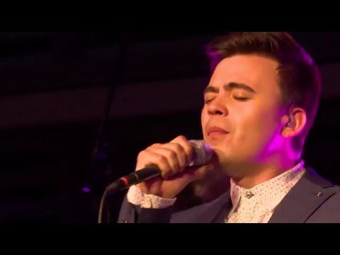 Concierto Mario Guerrero en Sky Costanera