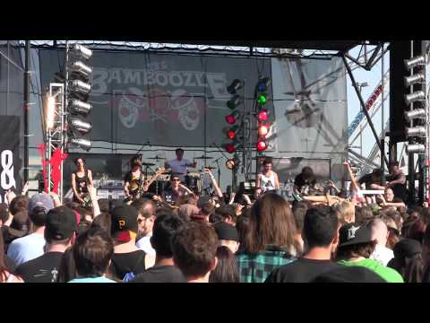 Abandon All Ships - Take One Last Breath (Maria I Like it Loud intro) Live HD Bamboozle 2011