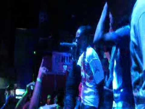 MESKY M._FEAT DING DONG_QUE SE MUERDAN 2_LIVE.mpg