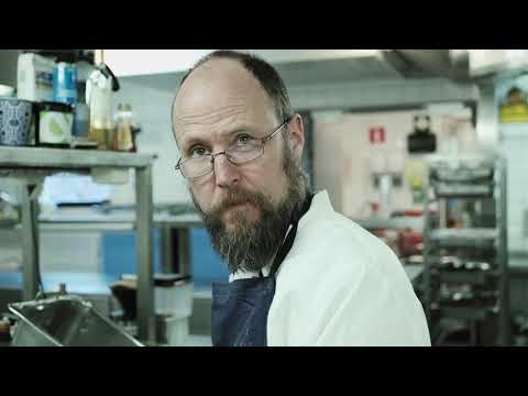 Inspiration | Häng med Hasse i köket när det fixas matpaj från grunden (kort version)