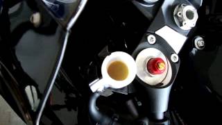 Vic's Bike - Why I bled my Clutch fluid