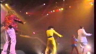 Worlds apart; Everybody tour; 70&#39;Medley.wmv