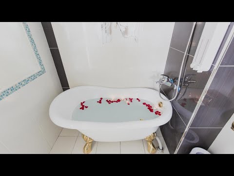 welcome the sun enjoy the moon, Kaohsiung, Taiwan | Travel With Vanshika