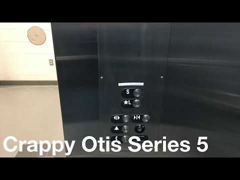Crappy Otis Hydraulic Skywalk Elevator @ La Crosse Center Skywalk in La Crosse, WI