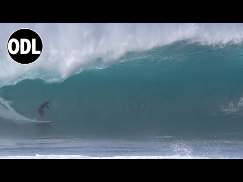 HEAVY Three Wave Set At the Banzai!