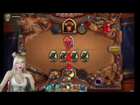 Female Hearthstone streamer in nutshell
