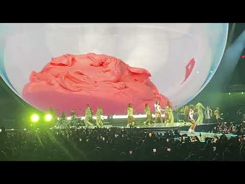 Dua Lipa & Megan Thee Stallion Sweetest Pie Live Footprint Center Phoenix, AZ 03/20/22