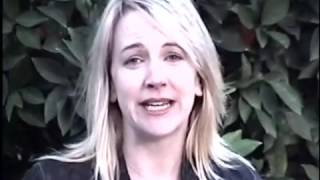 Renee O'Connor Introduction to Xena Convention 2004 (LQ)