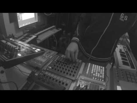 IMGL presents NINE SOUNDS PODCAST 056 LIVE IN THE STUDIO